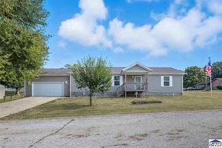 500 Forest Dr, Bloomfield, IN 47424