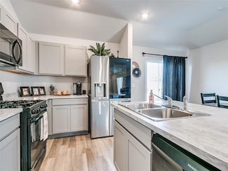 11701 Annette Dr, Yukon, OK 73099