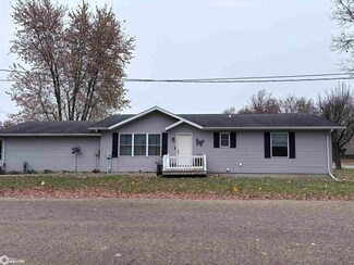 1216 Santa Clara St, Oskaloosa, IA 52577