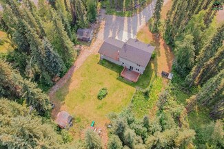 580 Ursa Major Dr, North Pole, AK 99705