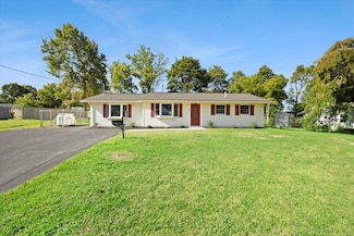 30 Ardsley Cir, Brockton, MA 02302