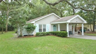 806 N Beachview Dr, Jekyll Island, GA 31527