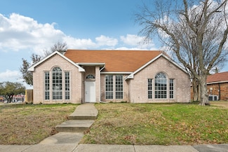 1201 Cypress Dr, Mesquite, TX 75149