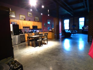 201 Price Rd Unit 103, Lexington, KY 40511