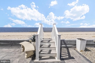 163 N Beach Ave, Cape May Court House, NJ 08210