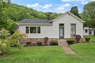 1127 Walnut St, Madison, IN 47250