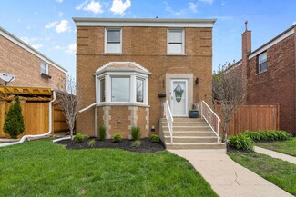 6027 S Monitor Ave, Chicago, IL 60638