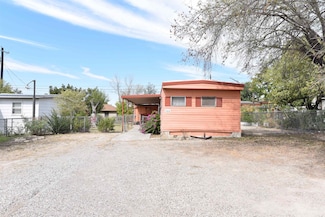 166 Holly Ave, Del Rio, TX 78840