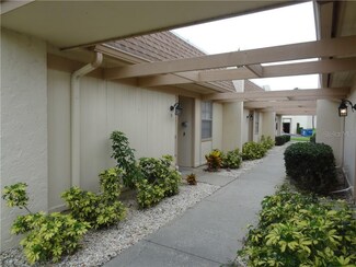 11140 Carriage Hill Dr Unit 1, Port Richey, FL 34668