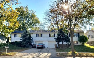 3017 Churchill Dr, Madison, WI 53713