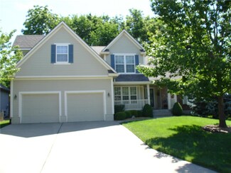 3329 S Arrowhead Dr, Independence, MO 64057