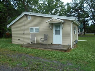 118 Centner Rd, Chittenango, NY 13037