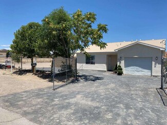 2929 Eduardo Rd SW, Albuquerque, NM 87121