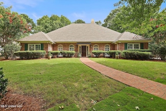 210 Bellewood Ct, Ridgeland, MS 39157