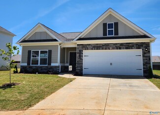 29728 Logan Oaks Dr NW, Harvest, AL 35611