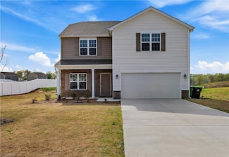 311 Altavista Dr, Clemmons, NC 27012