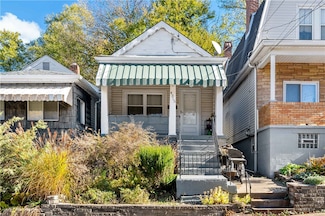 4315 Lydia St, Pittsburgh, PA 15207