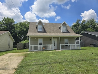 1019 Shadow Ridge Ave, Oak Grove, KY 42262