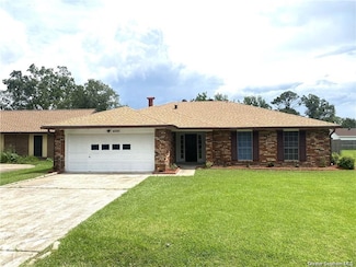 4545 W Meadow Ln, Lake Charles, LA 70605