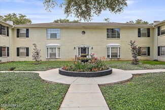 5025 Wayneland Dr Unit D7, Jackson, MS 39211