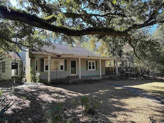 402 Wilkinson St, Georgetown, SC 29440