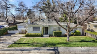 2960 Anita St, Redding, CA 96001