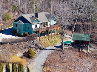 288 Hawks Point Dr, Zirconia, NC 28790