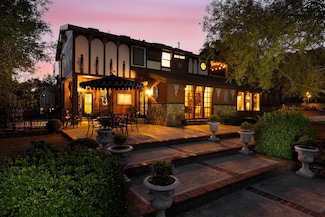 10480 Creek Rd, Oak View, CA 93022