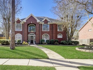 1023 Live Oak Ln, Seabrook, TX 77586