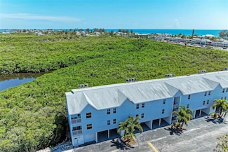 3607 E Bay Dr Unit 202, Holmes Beach, FL 34217