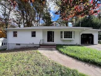 92 Birch Ln, Naugatuck, CT 06770