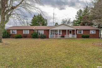 1979 600th St, Mount Pulaski, IL 62548