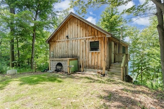 15631 Fire Lane 2, Sterling, NY 13156