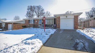4638 Don Ron Dr, Saint Louis, MO 63123