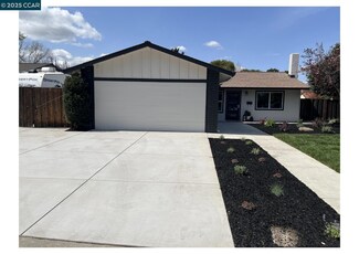 562 Swallow Dr, Livermore, CA 94551