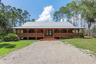 501 Duncan Ln NE, Steinhatchee, FL 32359