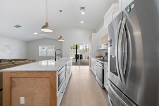 2540 NW 80th Ave, Margate, FL 33063