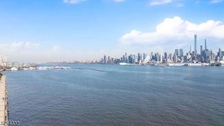 150 Henley Place Unit 404, Weehawken, NJ 07086