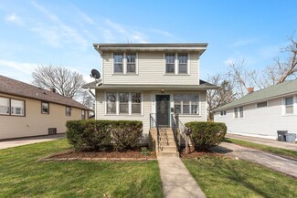 334 S Wisconsin Ave, Villa Park, IL 60181