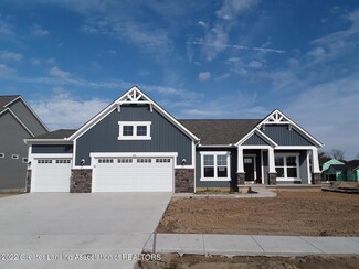 6709 Dickson Dr, Grand Ledge, MI 48837