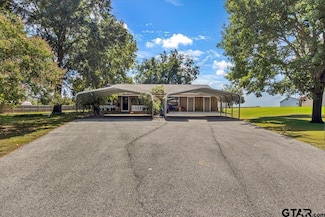 15135 County Road 1103, Flint, TX 75762