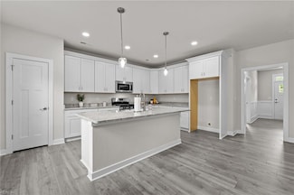 3231 Taylor Rd, Chesapeake, VA 23321