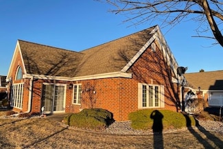 831 N High Point Rd, Madison, WI 53717
