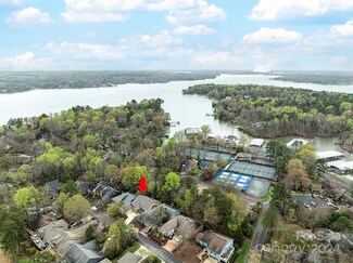 16 Shipmaster Ct, Clover, SC 29710