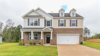 475 Lisa Ln, Winston-Salem, NC 27107