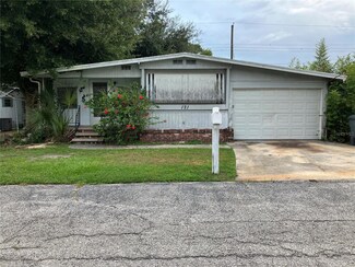 121 Lakeside Dr, Auburndale, FL 33823