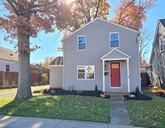 91 Billups Dr, Greendale, IN 47025