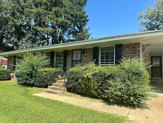 294 Dreger Rd, Memphis, TN 38109
