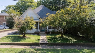 928 E Main St, Batesville, AR 72501