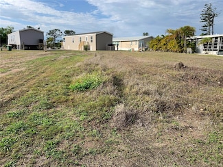 7475 Danvers Cir, Gardens of Gulf Cove, FL 33981